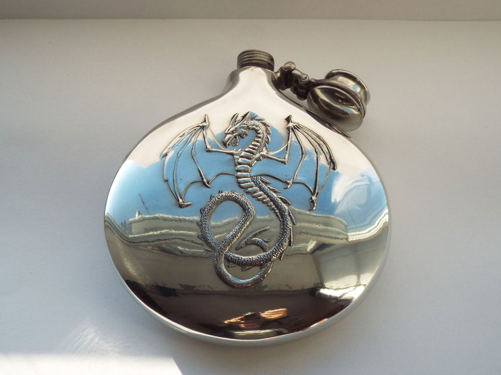 6oz Embossed Wyverex Dragon Design Pewter Flask with Captive Top (F088)