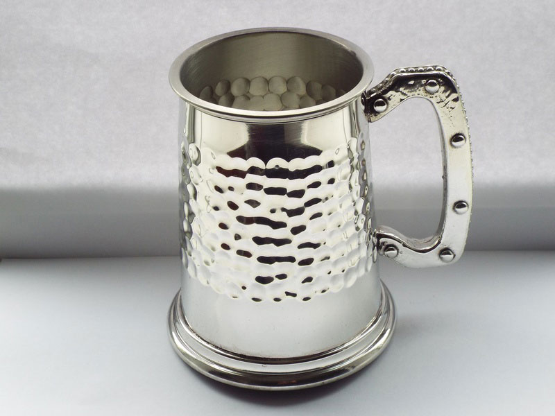 "The Hammered Strip" 1 Pint Pewter Tankard (T014)
