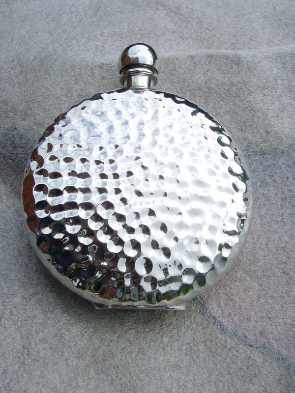 6oz Round Hammered Pewter Flask (F049)